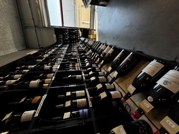 L'Entrepôt du Vin - 89000 Perrigny